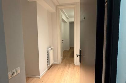 იყიდება ახალი გარემონტებული 3 ოთახიანი ბინა